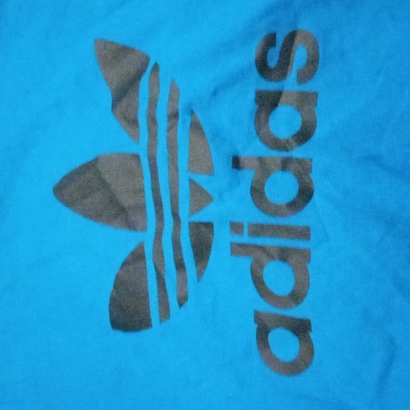 Like new adidas xl TSHIRT - Picture 2 of 5